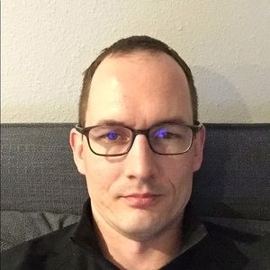 Meet your Posher, Manuel